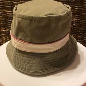 GAP fishing hat NWT